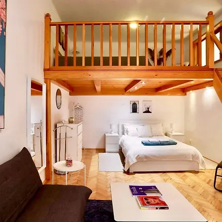 Christie's Downtown Budapest